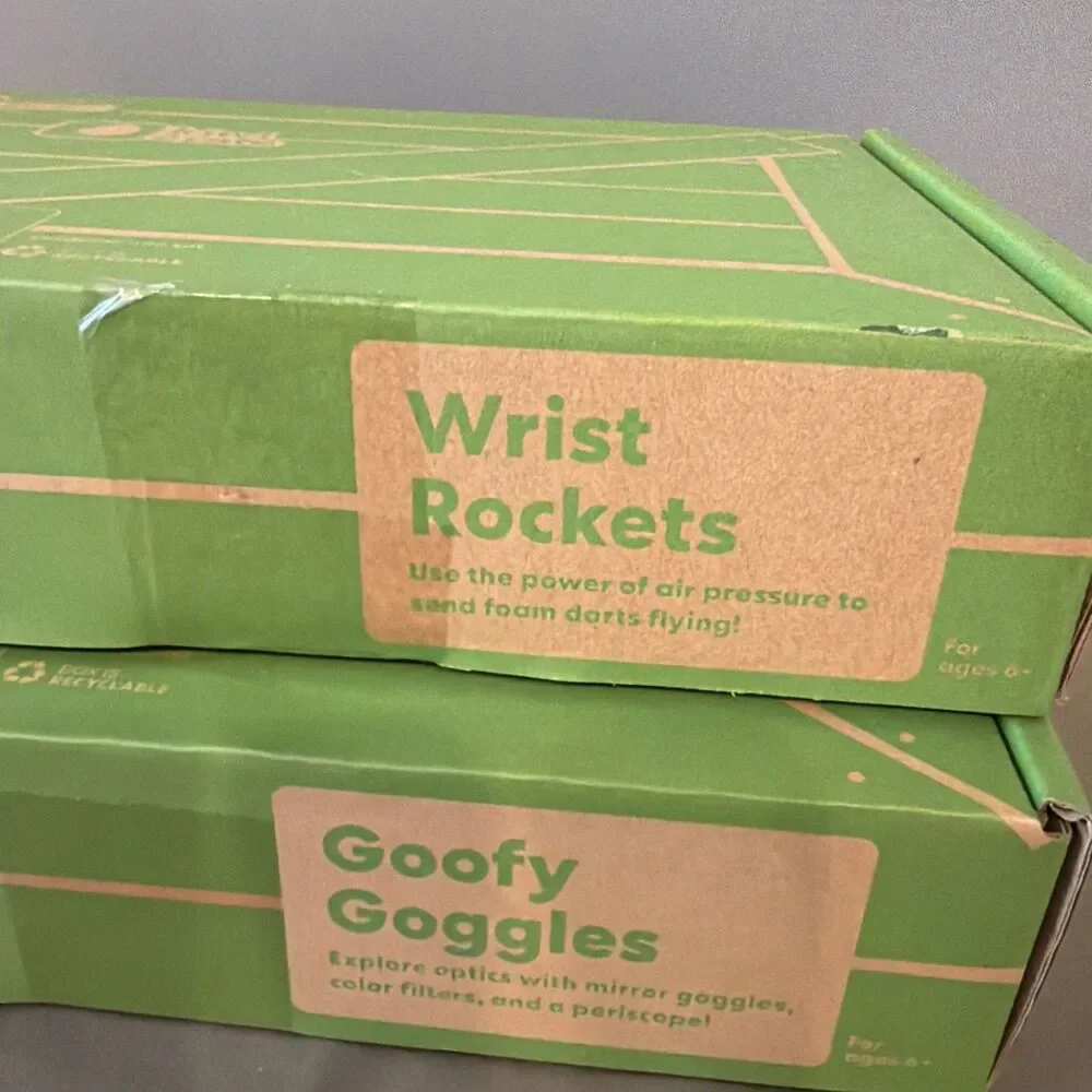 kiwi co crate Lot Wrist Rockets & Goofy Goggles New Age 5-8
